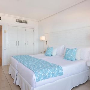 Habitación con Cama King